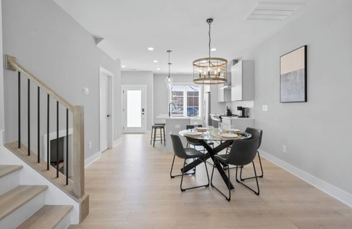 Charlotte Maison | New Luxury 3BR, 3.5 Bath Townhome In Charlotte, NC