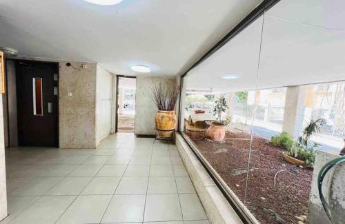 Petah Tikva Appartement | New- luxury 4 rooms apartment for 11 people
