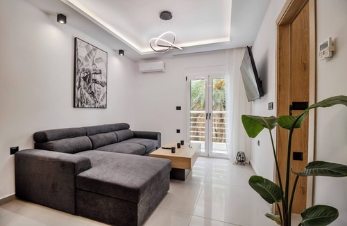 Heraklion Appartement | New Luxury Apartment near Center with Garden View