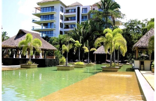Litibu Copropriété | ★ NOUVEAU ★ Condo de luxe avec vue magnifique sur la jungle et l'océan + terrain de golf à 1 minute
