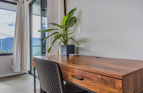 Portalon Maison | New Luxury Home - 180 degree Ocean Views - Pool/Hot tub -Sleeps 11 - Chef avail