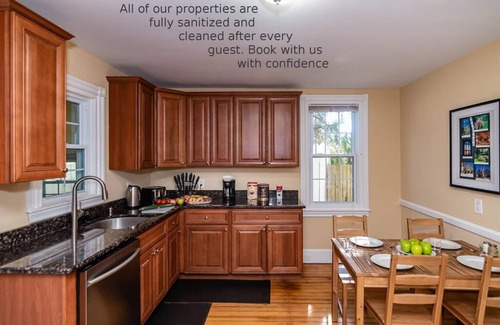 Bryn Mawr Maison | NEW-Luxury: Mainline Train, Colleges, Hospital