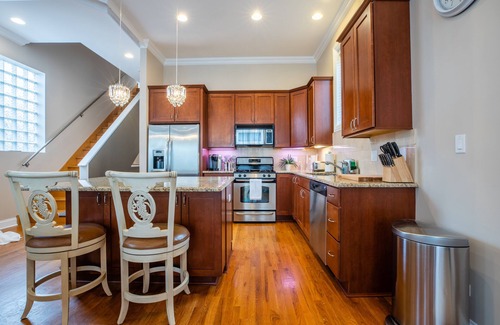 Ukrainian Village Copropriété | NEW LUXURY PENTHOUSE CONDO