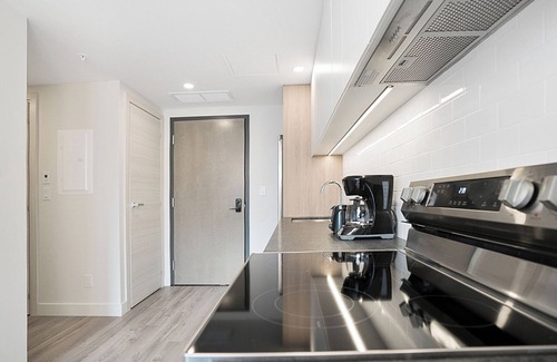 Quartier des Spectacles Appartement | New Luxury Studio in Heart of MTL 704 | Metro access