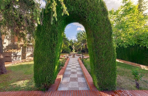 Barrio de la Vega Villa | NOUVEAU VILLA DE LUXE C & C. PISCINE PRIVÉE, JARDIN ET BARBECUE.