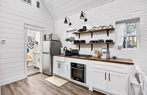 Rusk Cabine | NEW@LuxuryCABIN, 10 acres + Movie Cabin, Secret Reading Nook, Fire Pit, Deer+