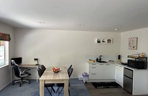 Auckland Appartement | New Lynn Self-Contained Unit near Golf Course.
