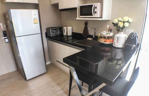 Chang Phueak Copropriété | EwNew Modern 1BR à Nimman / Mountain View / WIFI