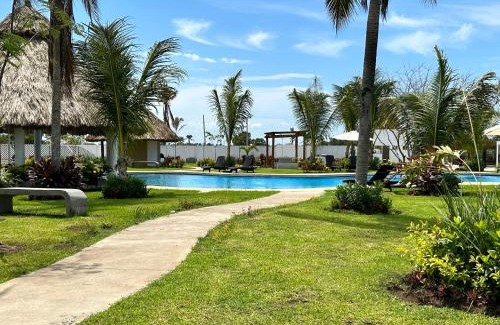 Boulevard Barra Vieja Maison | New Modern Acapulco Diamante House Getaway with Pool View and Beach Club