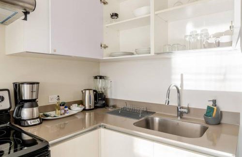 San Jose Appartement | New & Modern APT - 100 MBPS 15 min from airport