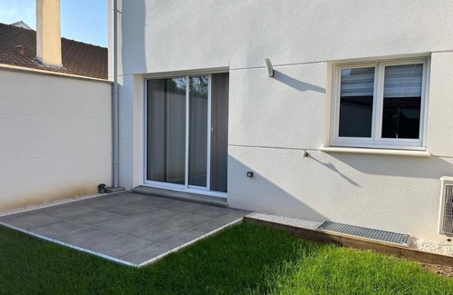 Pontault-Combault Maison | Maison neuve, moderne, familiale au calme, proche Disneyland Paris ou Paris.