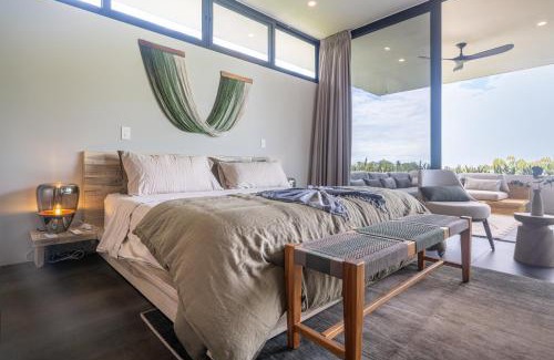 Ojochal Maison | New! Modern-luxury-3 Suites-pool-ojochal-100mbps