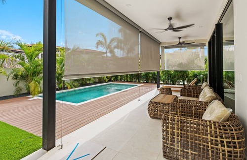 Santa Cruz Maison | New modern luxury Condo, exclusive community, mini golf, private pool, Beach Club Membership