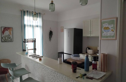 La Gare Appartement | New near train station air conditioning and 3-star balcony