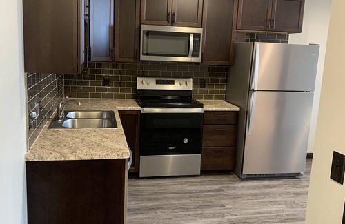 Wabasha Appartement | NEW, NEW, NEW! Wabasha downtown studio113 Pembroke Ave Unit #102