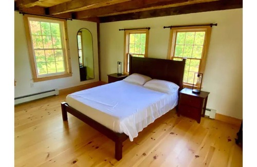 Bar Mills Autre | *NEW* Newly Renovated Spacious 1700s Historic Farmhouse