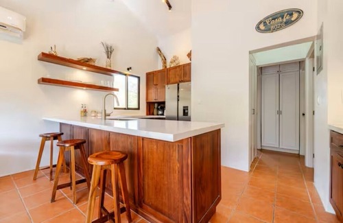 Playa Ocotal Copropriété | Close to beach - Newly Renovated 2 Bedroom Condo in O