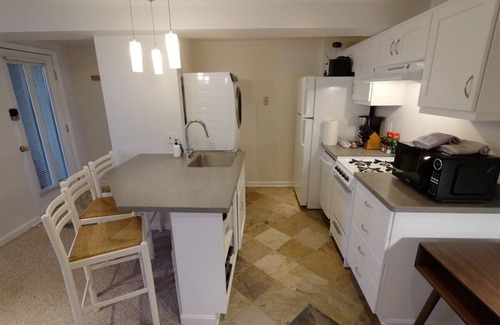 Capitol Hill Appartement | NEW On the Park! 2 bed Apt, Walk to Capitol & Parking!