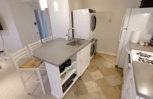 Capitol Hill Appartement | NEW On the Park! 2 bed Apt, Walk to Capitol & Parking!