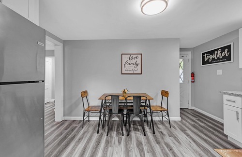 West Mifflin Maison | NEW! Pet-Friendly 4BR Near Kennywood & Pittsburgh