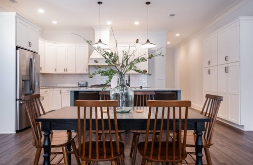 Prospect Maison | NEW Pet Friendly, Horse Country, Bourbon, Downtown Local Dining, Fully Loaded