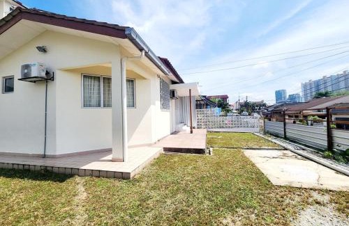 Petaling Jaya Maison | NEW! Petaling Jaya Corner Landed, 4 Bedroom, Kids Playground Slides, SS17,16 Pax,Seventeen Mall, Eastin, Phileo, SS2, Jaya One,UM