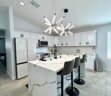 Phoenix Maison | NEW! Private Lux Home Near Airport, Affordable AZ