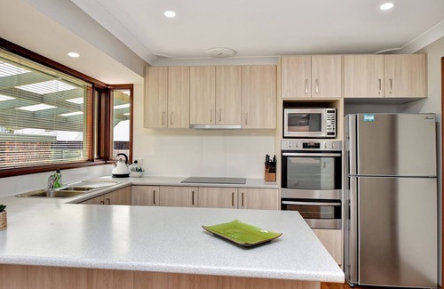 Brightwaters Maison | NEW PropertyBreezy Bayside Haven at Brightwaters