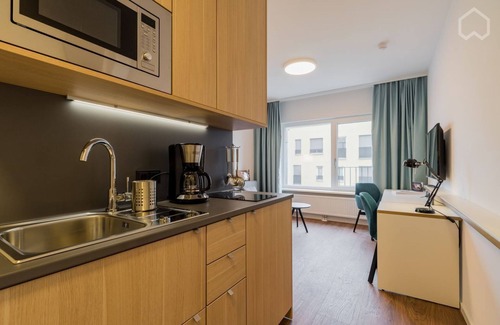 Mitte Appartement | New quiet luxury micro-apartment near Hauptbahnhof / Mitte /