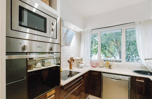 Les Corts Appartement | NEW: Refurbished Modern Apartment