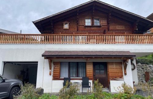 Hünibach Appartement | New renovated Studio in Chalet Kuckuk