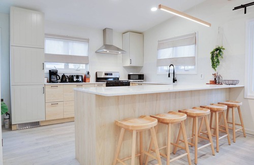 Ambler Maison | New Renovation 3 minutes to Ambler downtown & train station to Philladelphia