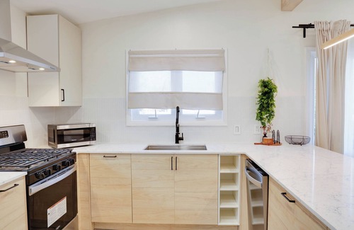 Ambler Maison | New Renovation 3 minutes to Ambler downtown & train station to Philladelphia