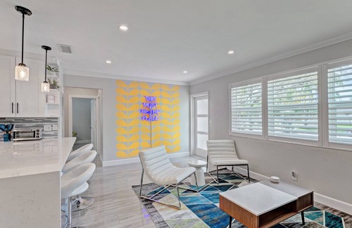 Southside Maison | New! Resort-style home & heated pool Newly renovated-Great location in SoSo WPB!
