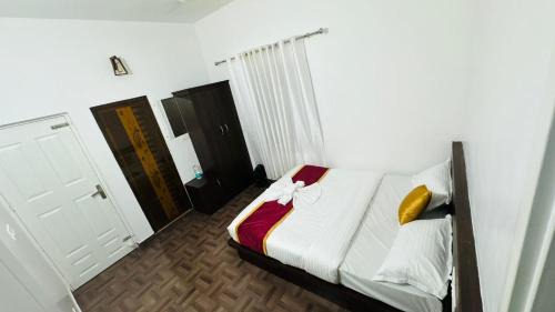 Vayittiri Maison | New River View