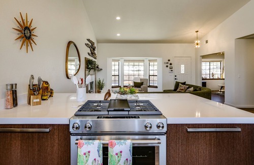 Panorama Heights Maison | New Roadrunner Heights