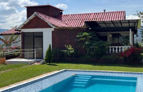 Moniquira Maison | New San Nicolas