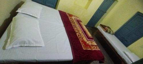 Varanasi Maison | New Shri Viswanatham Guest House