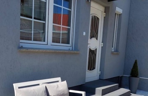 Grimmen Maison | NEW! Small town holiday home Grimmen