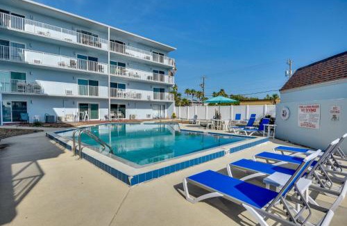 New Smyrna Beach Appartement | New Smyrna Beach Condo with Pool and Beach Access!