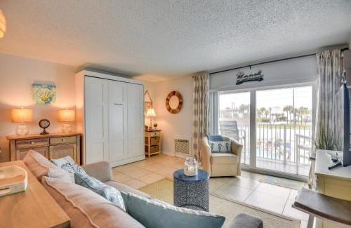 New Smyrna Beach Appartement | New Smyrna Beach Condo with Pool and Beach Access!