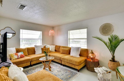 New Smyrna Beach Maison | New Smyrna Beach Vacation Rental with Patio and Grill!