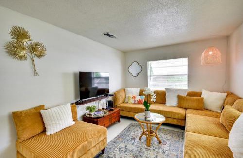 New Smyrna Beach Maison | New Smyrna Beach Vacation Rental with Patio and Grill!