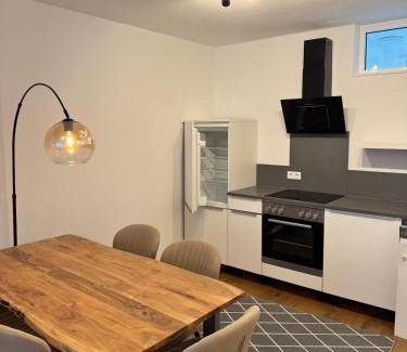 Innenstadt - Sankt Ulrich-Dom Appartement | New spacious luxury apartment at Rathaushausplatz