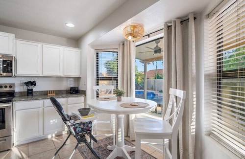 Peoria Maison | NEW Sportscourt|Huge Pool|Gameroom|Peoria Paradise