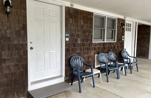 Cape Neddick Appartement | New! Studio A. Full kitchen. Walk to beach/town! Indoor/outdoor Pool; Sleeps 2