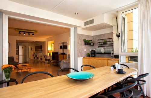 Thissio Appartement | Nouvel élégant 5bd-5ba Apt / Vue sur l'Acropole / Emplacement idéal