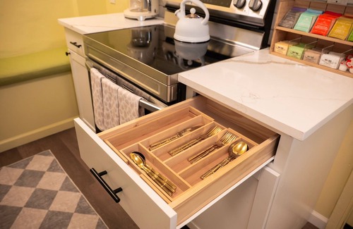 North Charleston Maison | NEW! Stylishn2 Kings 1 Full,n10 minutes Downtownn10 minutes Airport