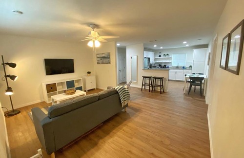 Port Orange Maison | *NEW*Sunshine Gorgeous- 3BD/2BA -Private Backyard!
