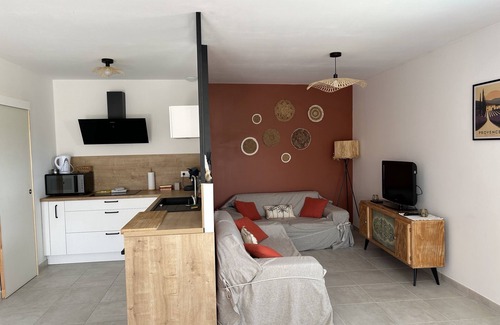 Saint-Maurice-sur-Eygues Maison | VILLA DE VACANCES NEUVE AVEC PISCINE PRIVÉE, TROIS CHAMBRES, EN DRÔME PROVENÇALE
